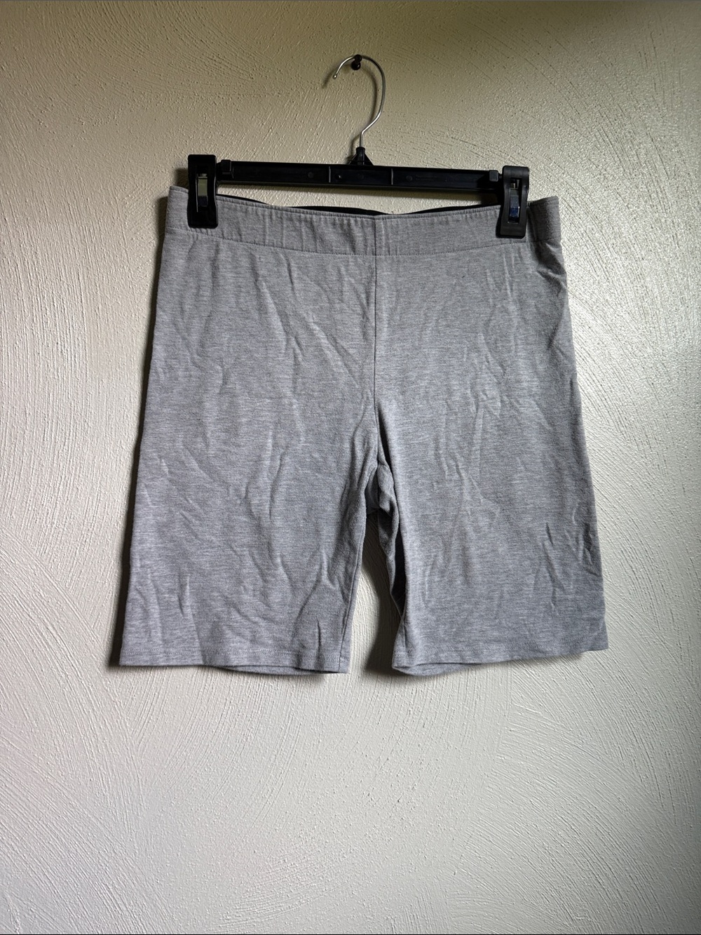 Aeropostale Women's Light Gray Bike Shorts